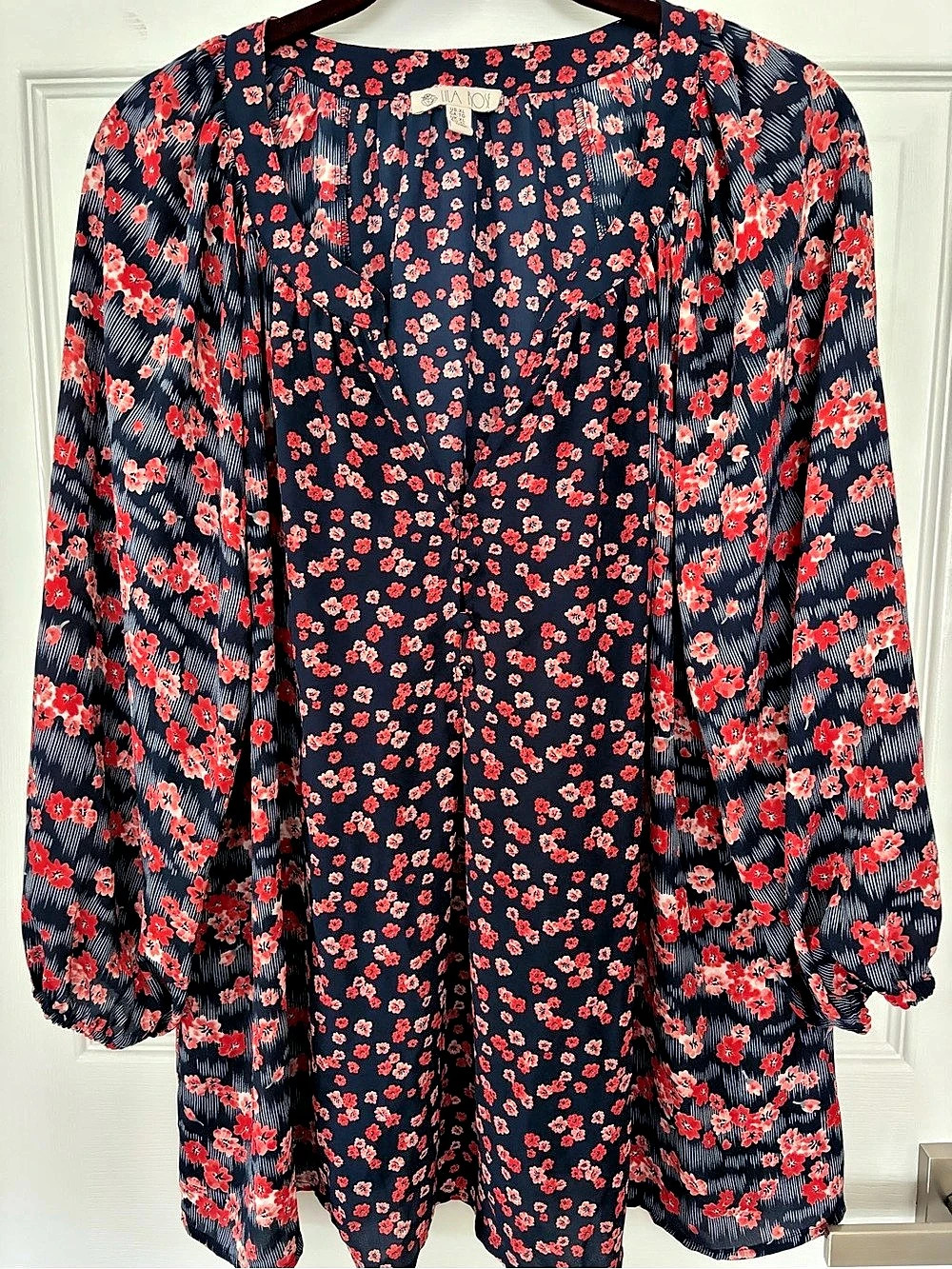Lila Rose Floral Blouse in Blue & Pink, Size XL Like New